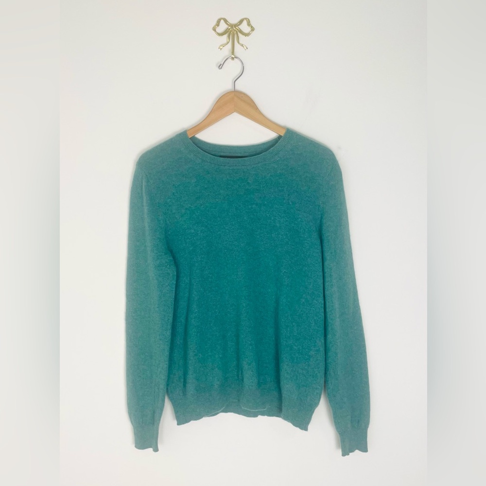Tahari Cashmere Sweater